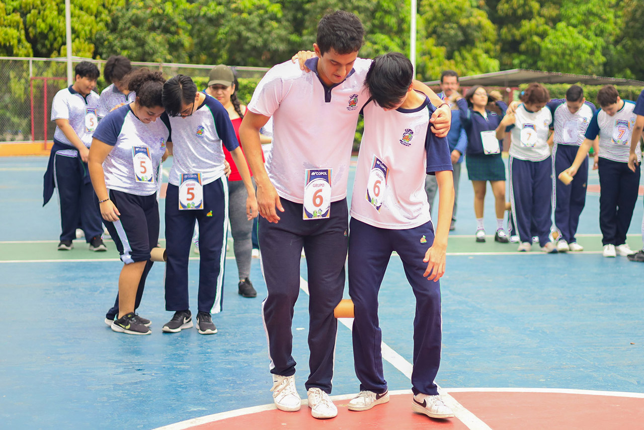 Emotiva despedida e integración de Tercero de Bachillerato 