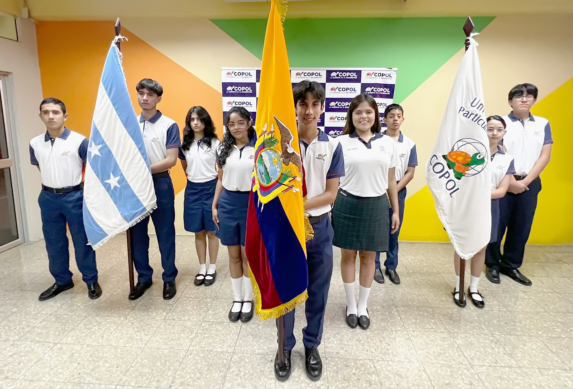  “¡El colegio COPOL es pionero en la enseñanza del chino en Guayaquil! 