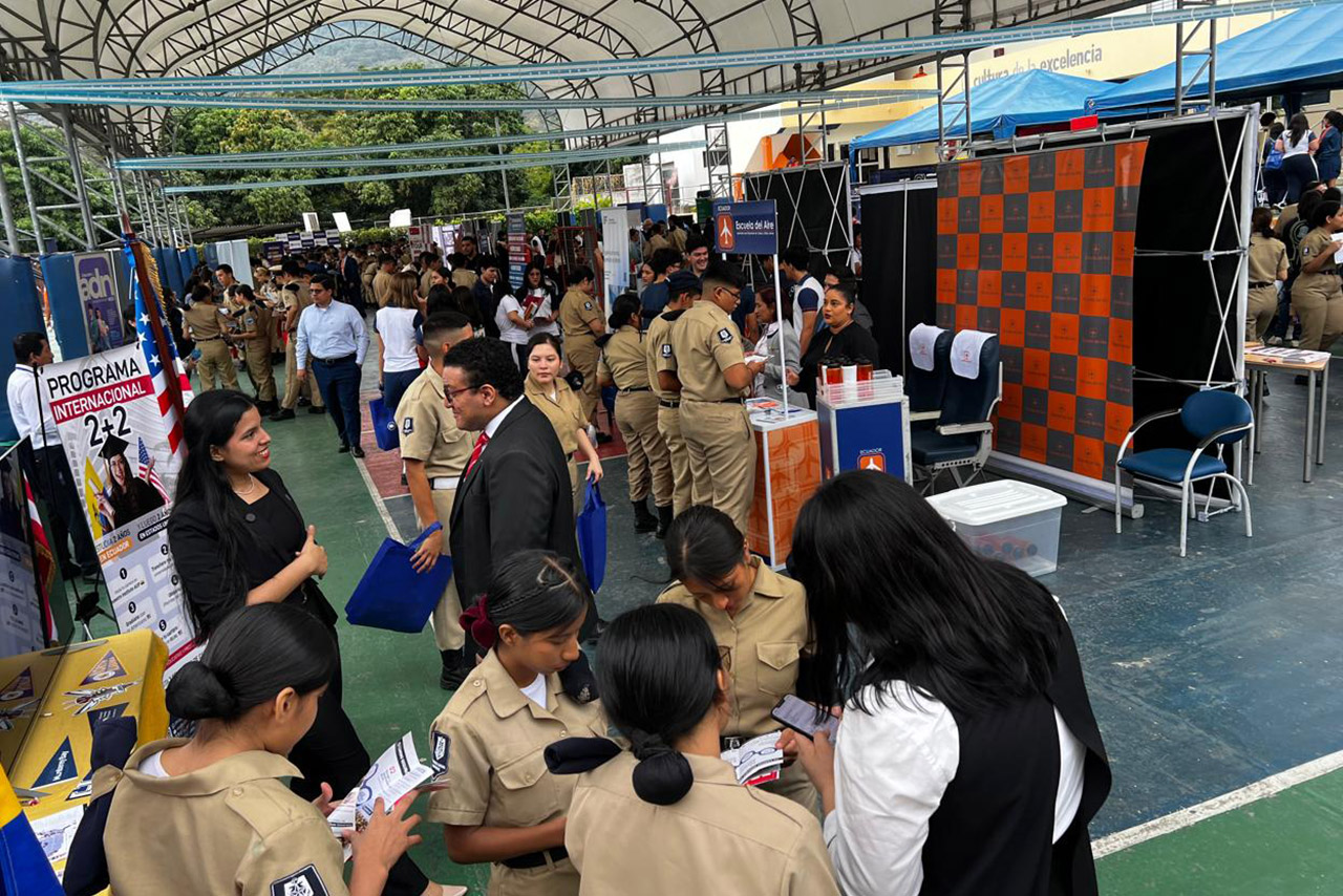 COPOL presentó su feria universitaria con proyección internacional