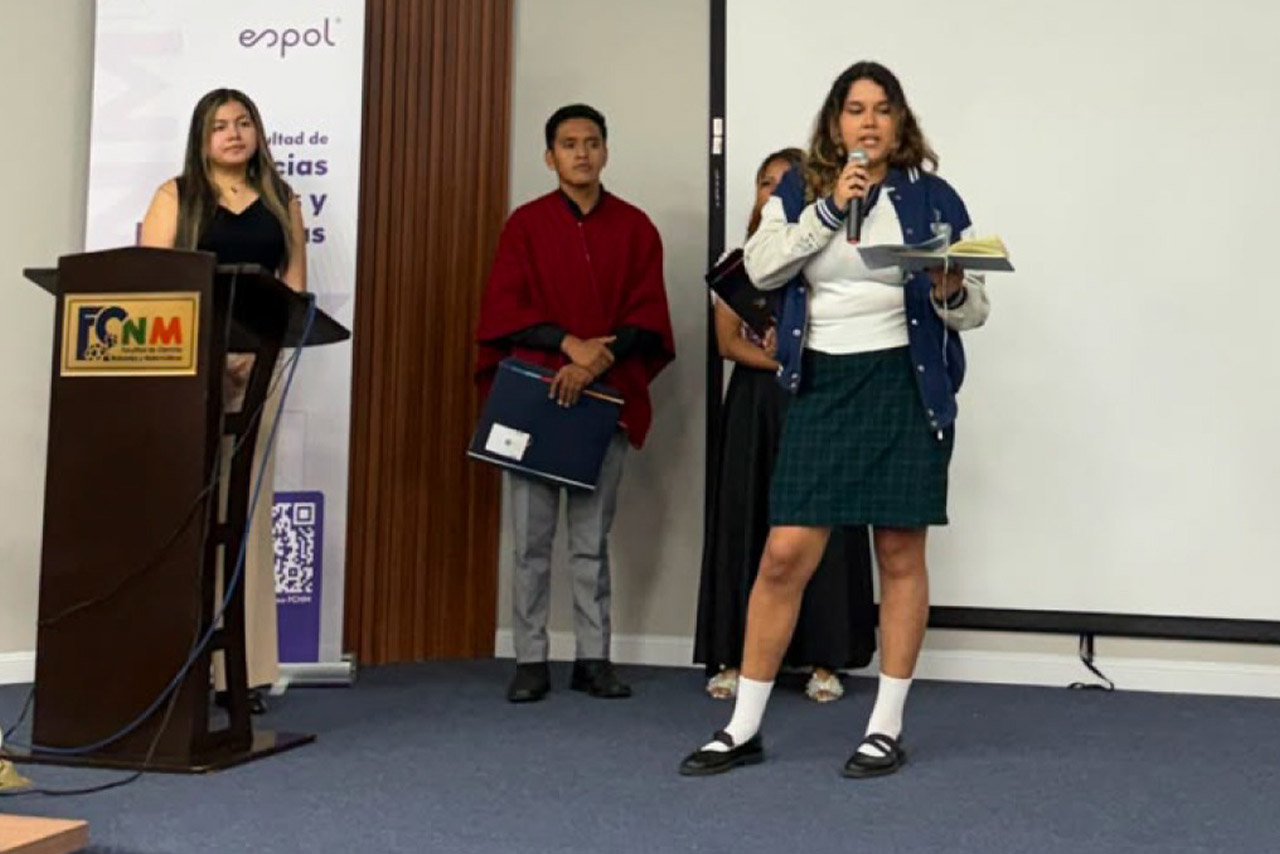 COPOL lideró el diálogo juvenil por el futuro del Ecuador